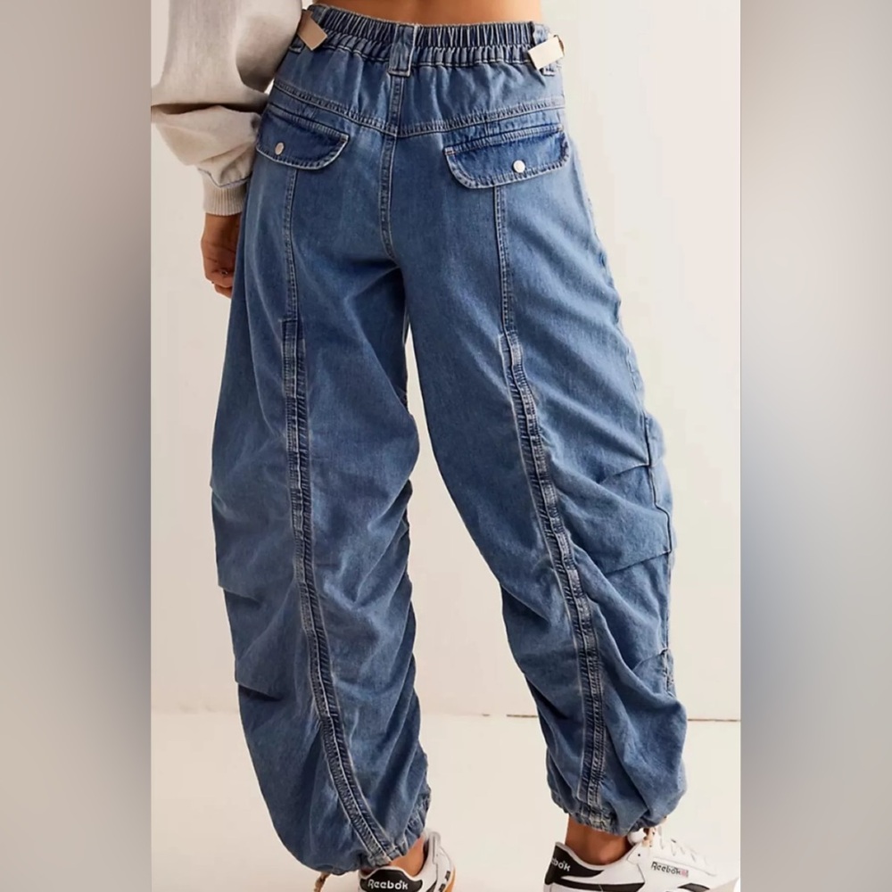 We The Free In a Cinch Pull-On Jeans - Picture 3 of 4